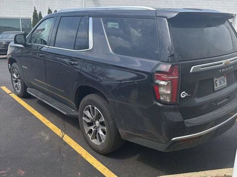 Used 2022 Chevrolet Tahoe LT w/ LT Signature Plus Package AWD/4WD image 2