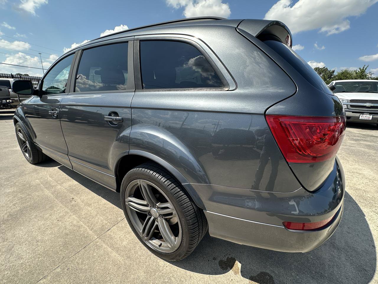 Used 2013 Audi Q7 3.0T S line Prestige w/ Technology Pkg AWD/4WD image 3