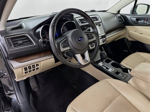Used 2017 Subaru Outback 2.5i Limited image 19