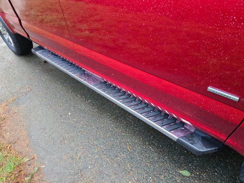 Used 2016 Ford F150 Lariat w/ Equipment Group 502A Luxury image 10