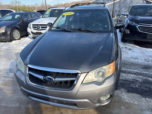 Used 2009 Subaru Outback 2.5i Limited image 3