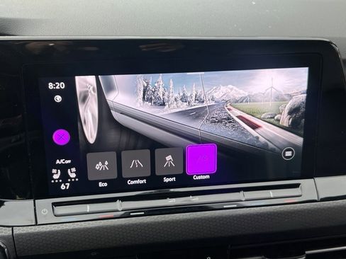 Used 2023 Volkswagen GTI SE image 29