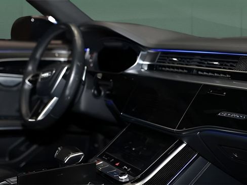 Used 2022 Audi S8 4.0T w/ S8 Executive Package image 20