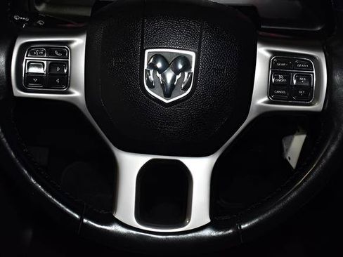 Used 2022 RAM 1500 Classic Warlock w/ Ceramic Grey Warlock Package AWD/4WD image 25