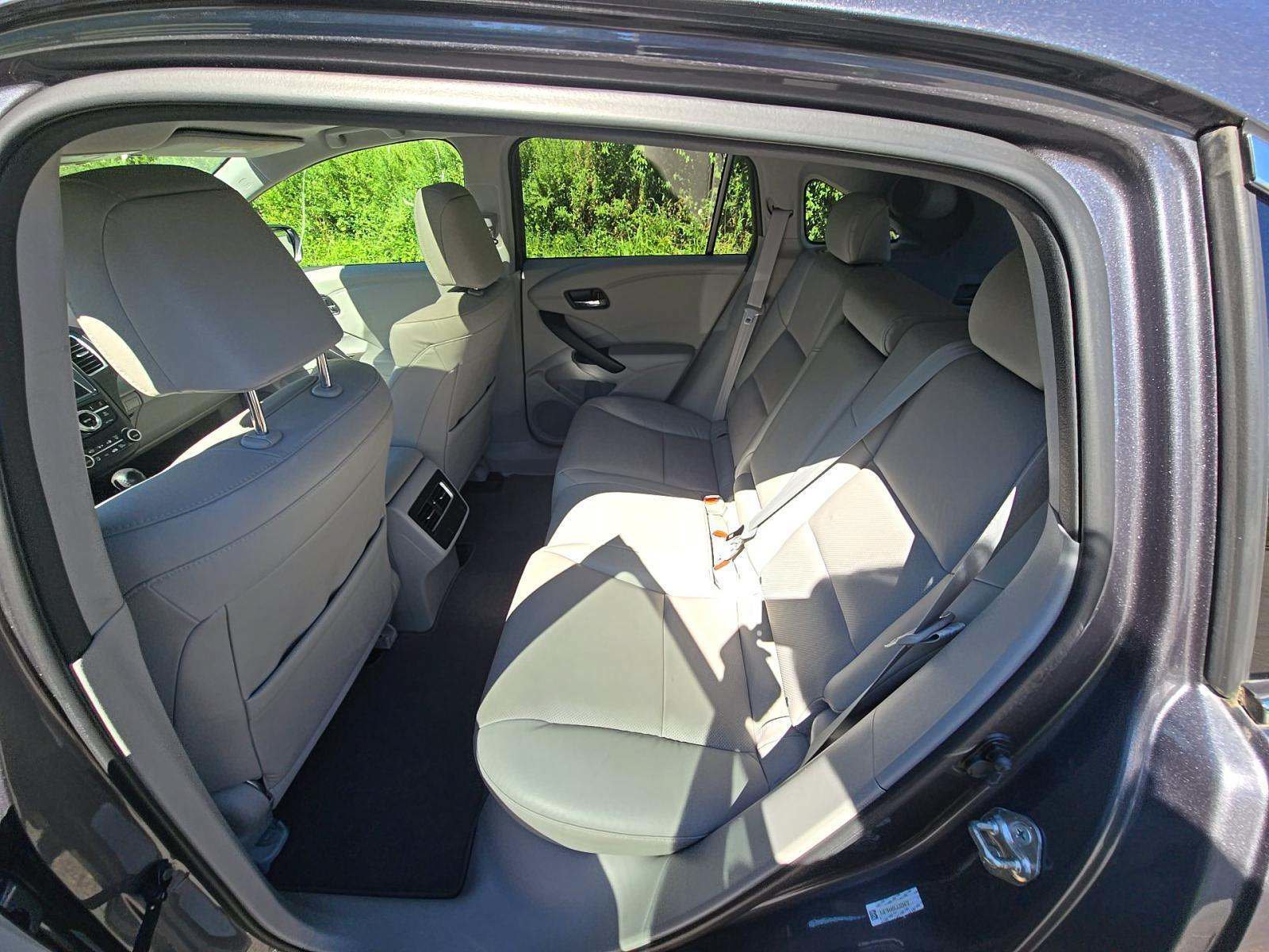 Used 2018 Acura RDX w/ Technology Package AWD/4WD image 6