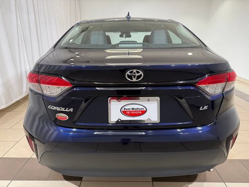Used 2024 Toyota Corolla LE FWD image 4