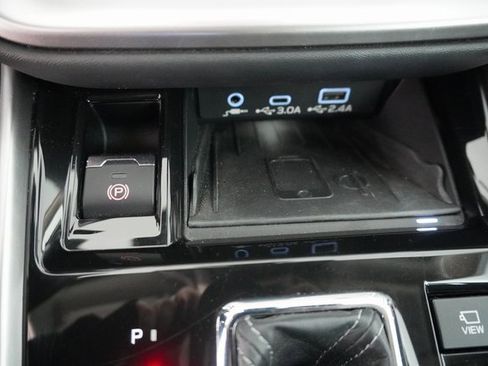 Certified 2023 Subaru Outback Touring XT image 29