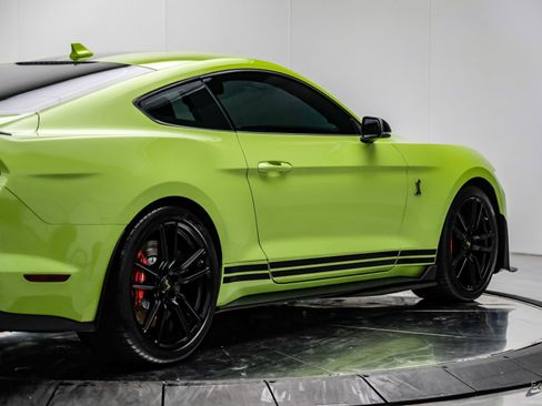 Used 2020 Ford Mustang Shelby GT500 w/ Technology Package image 23