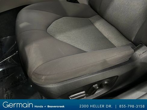 Used 2022 Toyota Camry LE image 21