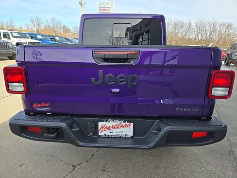 New 2026 Jeep Gladiator Sport image 9