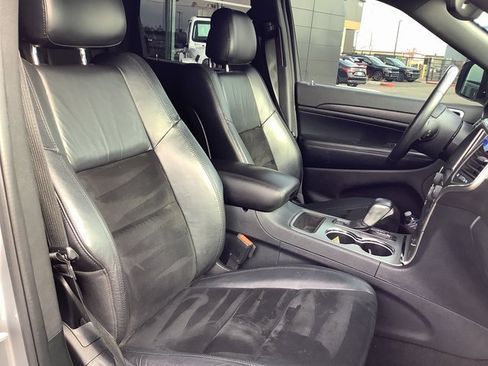 Used 2018 Jeep Grand Cherokee Altitude image 36