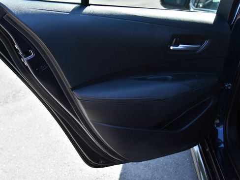 Used 2023 Toyota Corolla SE w/ SE Premium Package FWD image 36