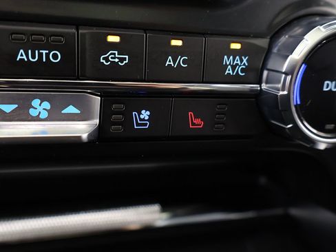 Used 2023 Ford F150 Lariat w/ Equipment Group 502A High AWD/4WD image 59