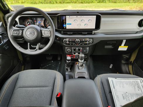 New 2025 Jeep Gladiator Willys image 3