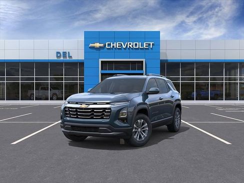 New 2026 Chevrolet Equinox LT w/ Safety and Technology Package FWD image 8