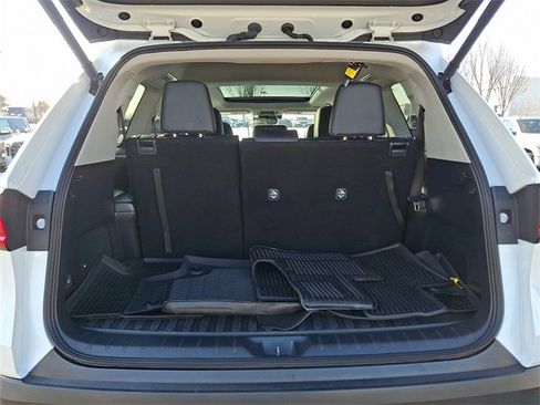 Used 2025 Toyota Grand Highlander AWD Hybrid image 33