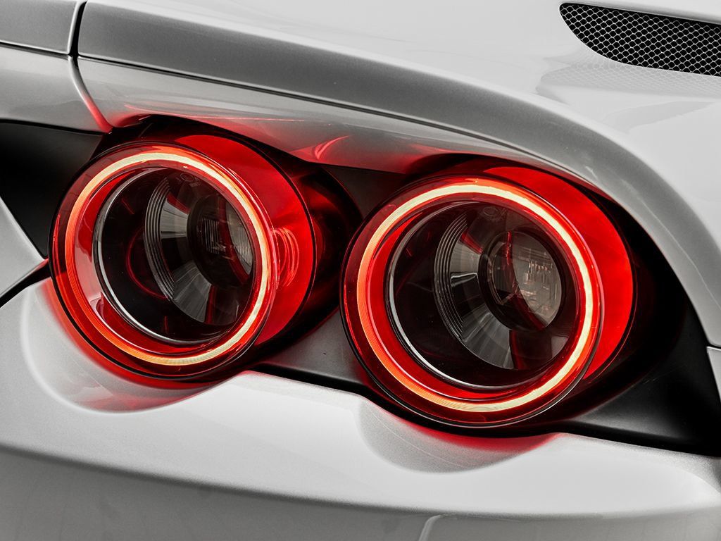 Certified 2021 Ferrari 812 GTS RWD image 30