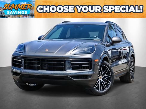 Used 2024 Porsche Cayenne AWD/4WD image 1