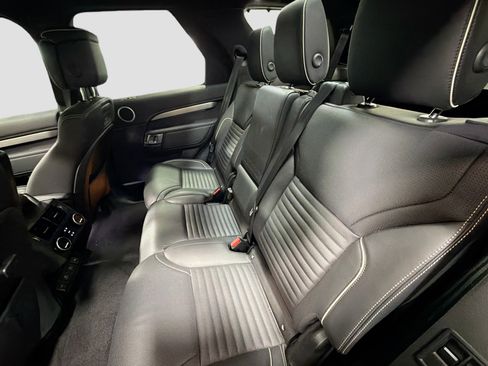 Used 2021 Land Rover Discovery HSE R-Dynamic image 4