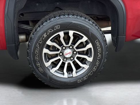 Used 2019 GMC Sierra 1500 AT4 w/ AT4 Premium Package image 17