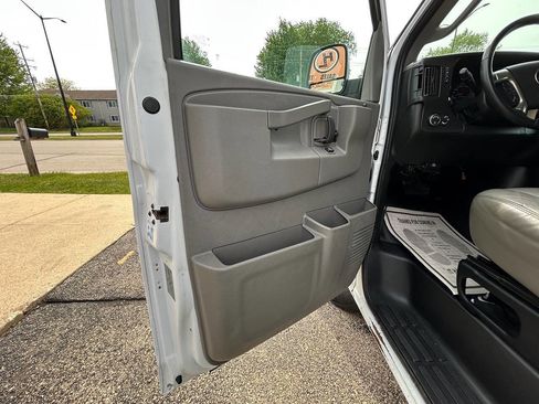 Used 2019 Chevrolet Express 2500 w/ Driver Convenience Package RWD image 30