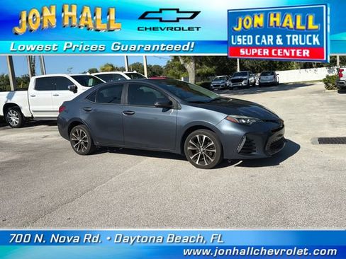 Used 2018 Toyota Corolla SE w/ SE Premium Package FWD image 14