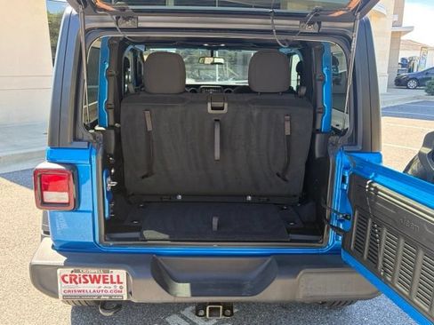 Used 2022 Jeep Wrangler Sport AWD/4WD image 6