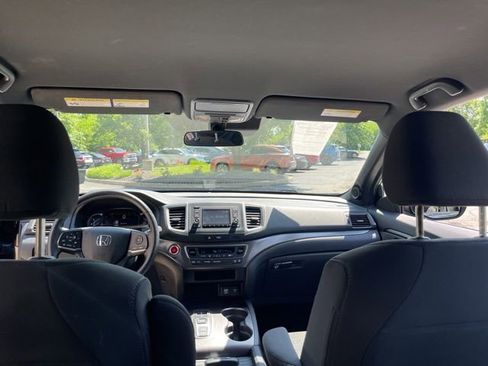 Used 2019 Honda Passport Sport image 31