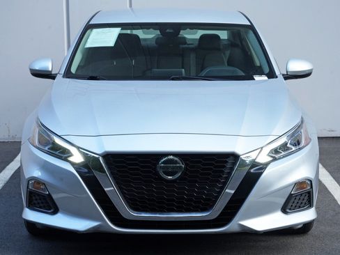 Used 2021 Nissan Altima 2.5 SV FWD image 40