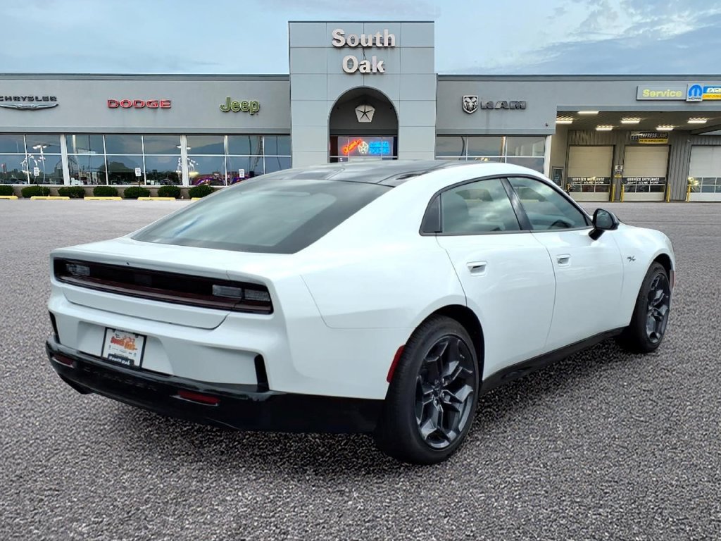 New 2026 Dodge Charger R/T w/ Blacktop Package AWD/4WD image 3