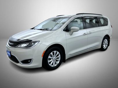 Used 2017 Chrysler Pacifica Touring-L