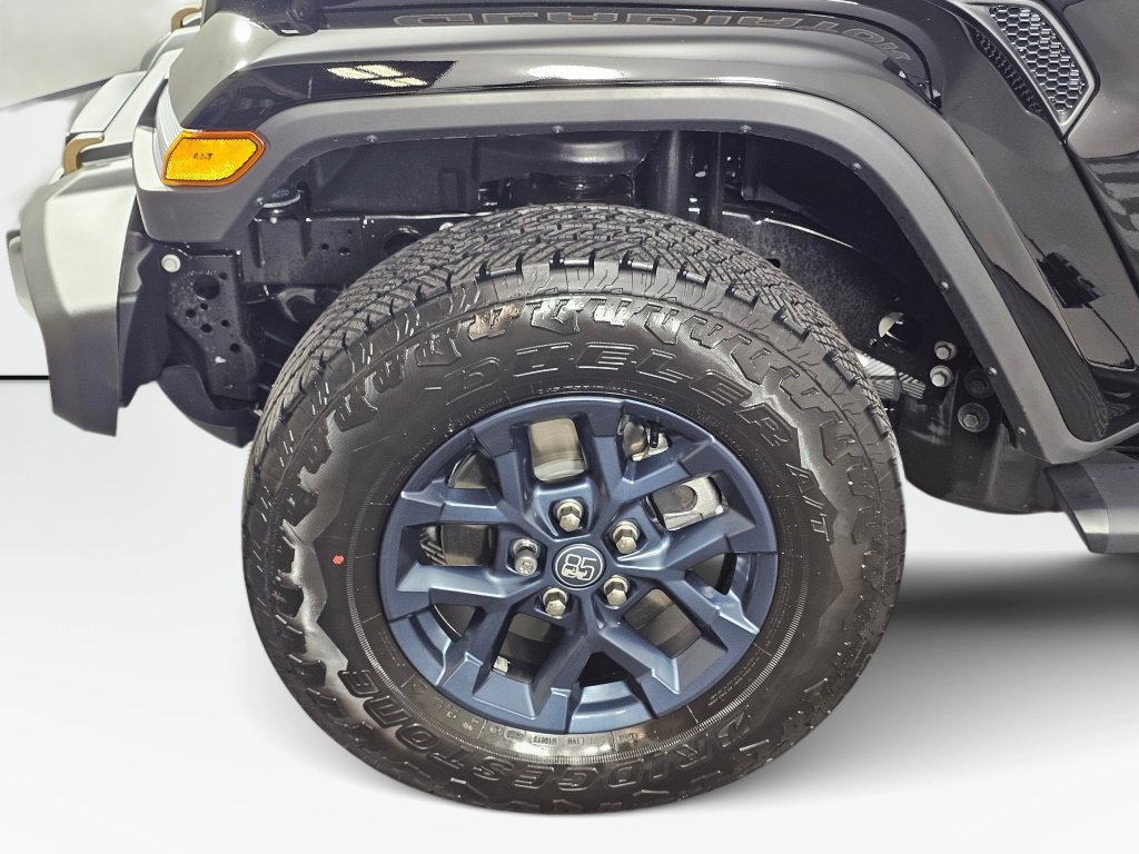 New 2026 Jeep Gladiator Sport AWD/4WD image 12