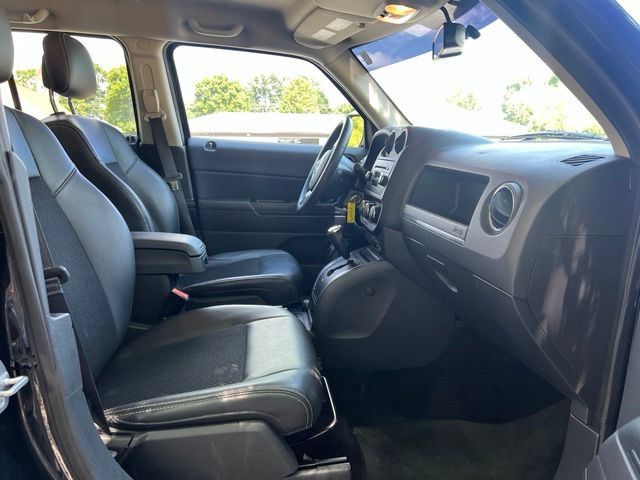 Used 2017 Jeep Patriot Sport w/ Power Value Group FWD image 22