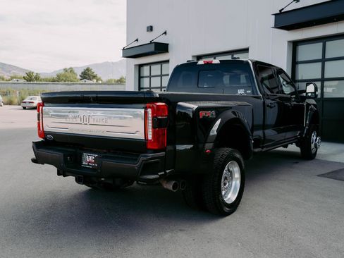 Used 2024 Ford F450 King Ranch w/ FX4 Off-Road Package image 7