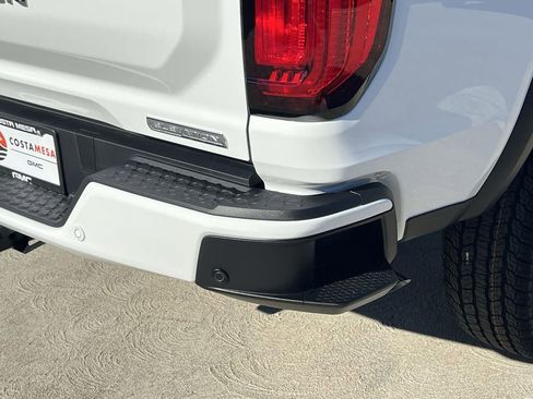 New 2026 GMC Canyon Elevation RWD image 29