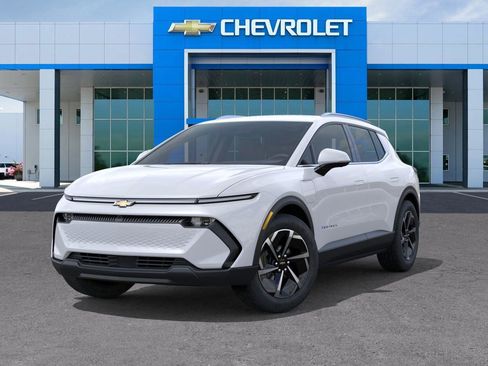 New 2026 Chevrolet Equinox EV LT image 6