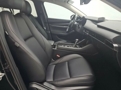 Used 2021 MAZDA MAZDA3 s FWD image 9