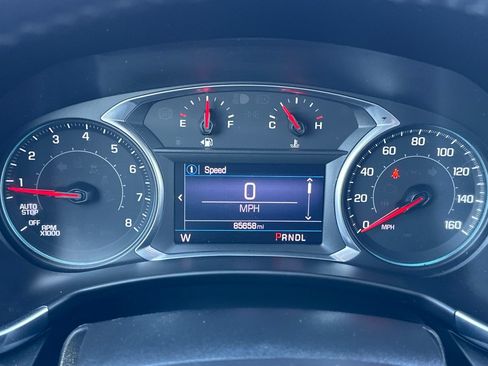 Used 2022 Chevrolet Equinox LT w/ Driver Convenience Package FWD image 34