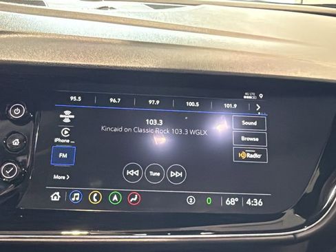 Used 2023 Buick Envision Avenir AWD/4WD image 28