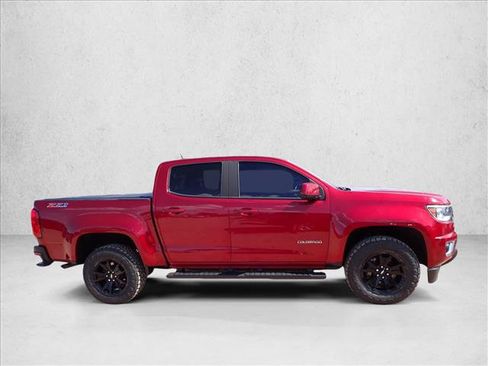 Used 2018 Chevrolet Colorado Z71 AWD/4WD image 5