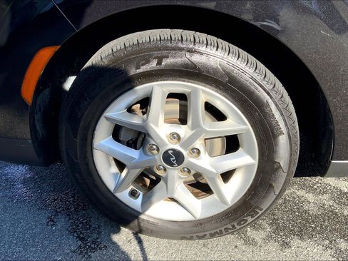 Used 2023 Kia Soul LX w/ LX Technology Package image 10