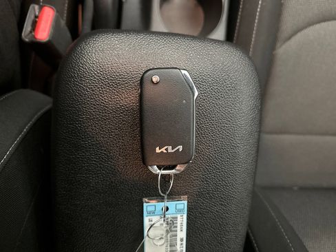 Used 2024 Kia Forte LXS w/ LXS Technology Package FWD image 10