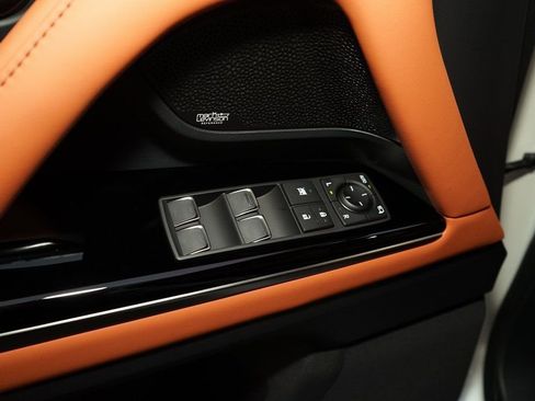 Used 2026 Lexus LX 700h Ultra Luxury image 32