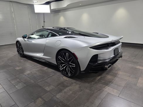 New 2027 McLaren GTS RWD image 4
