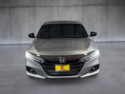 Used 2022 Honda Accord Sport image 8
