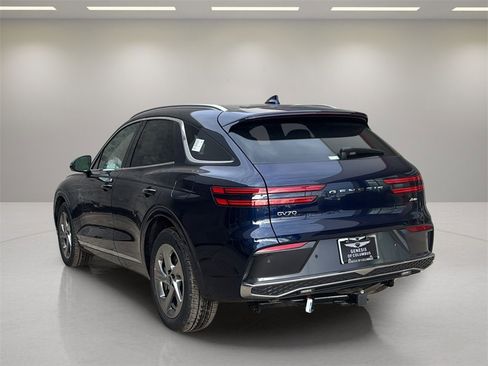 New 2026 Genesis GV70 2.5T Advanced image 3