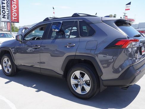 Used 2023 Toyota RAV4 XLE w/ Convenience Package FWD image 5