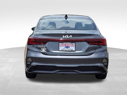 Used 2024 Kia Forte LXS FWD image 8