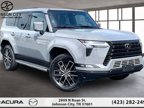 Used 2025 Lexus GX 550 w/ Accessory Package (2T) AWD/4WD image 12
