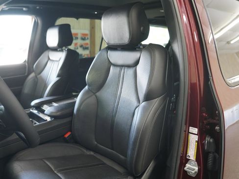 Used 2022 Jeep Wagoneer Series III w/ Premium Group I RWD image 25